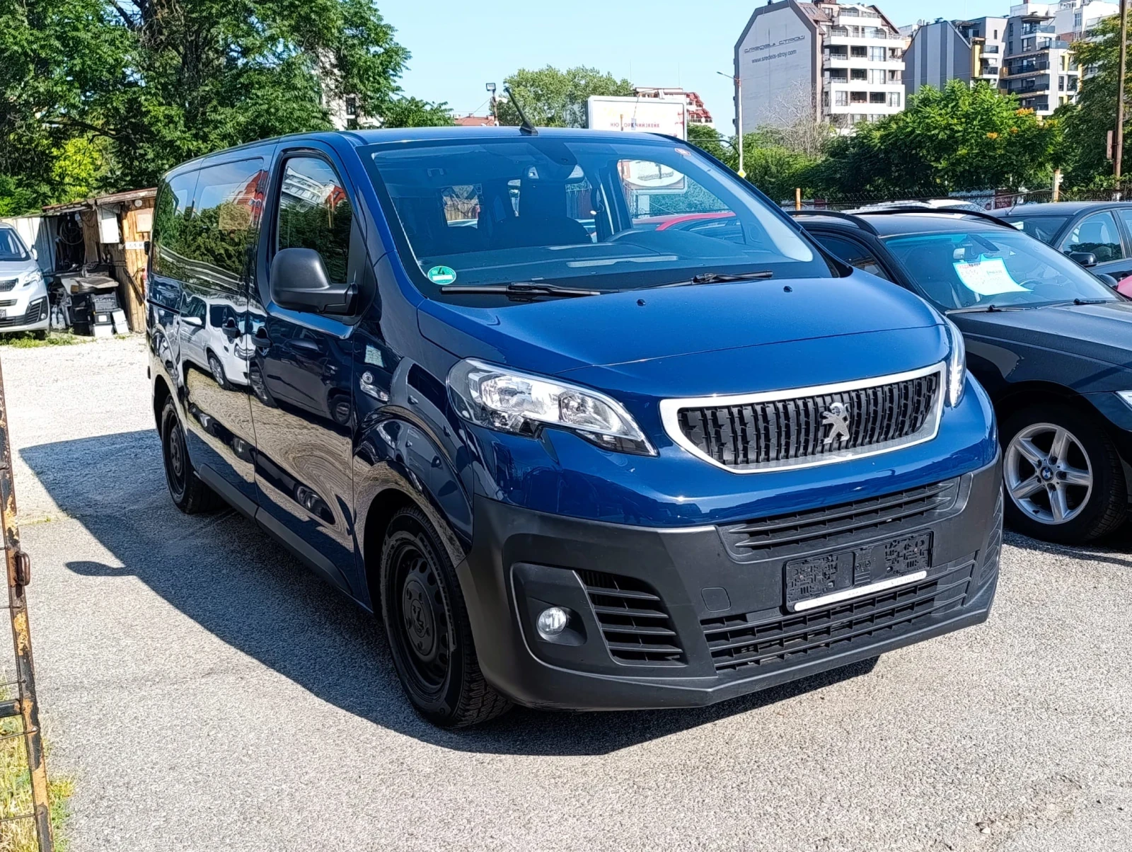 Peugeot Traveller 2.0HDI 8 Места, снимка 2 - Бусове и автобуси - 54907820