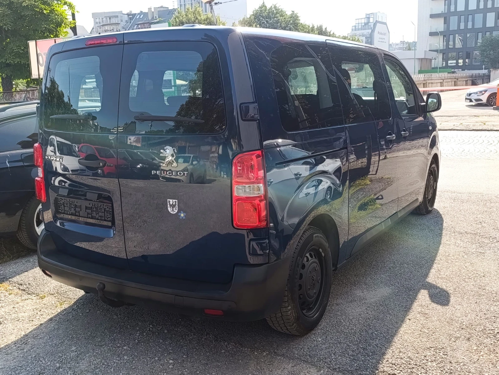 Peugeot Traveller 2.0HDI 8 Места, снимка 5 - Бусове и автобуси - 54907820