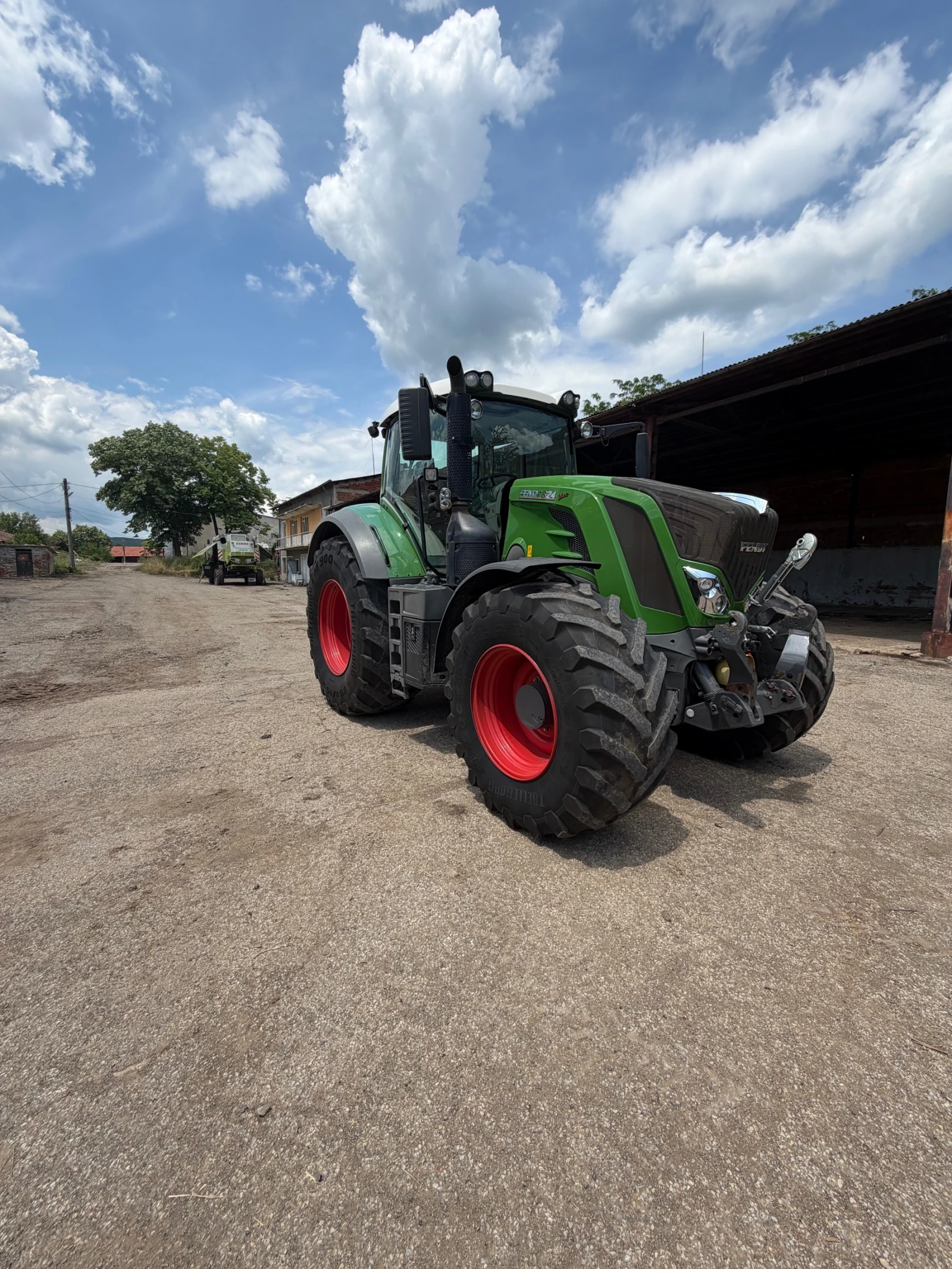 Трактор Fendt 824 VARIO S4, снимка 2 - Селскостопанска техника - 54823061