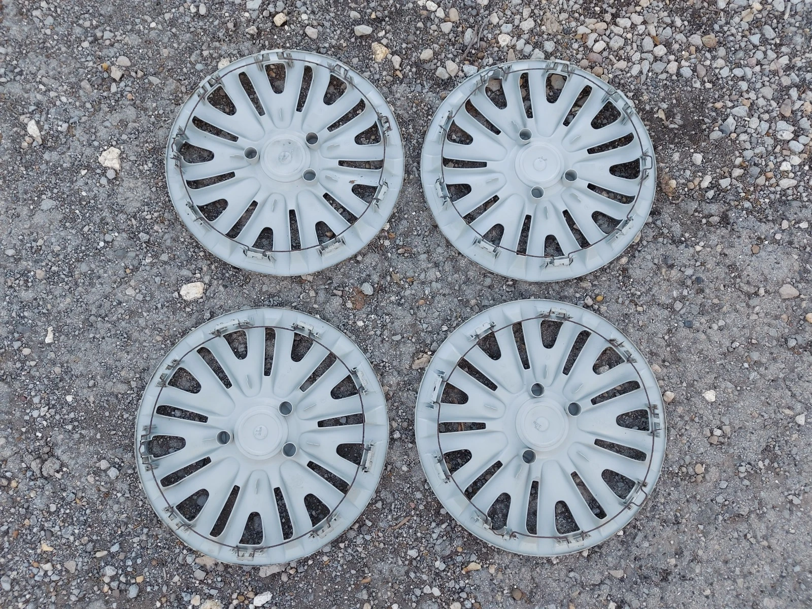    VW 15   | Mobile.bg   6