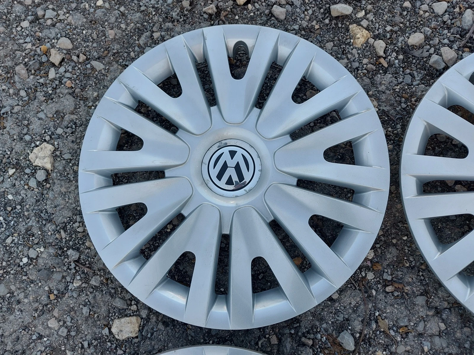    VW 15   | Mobile.bg   5