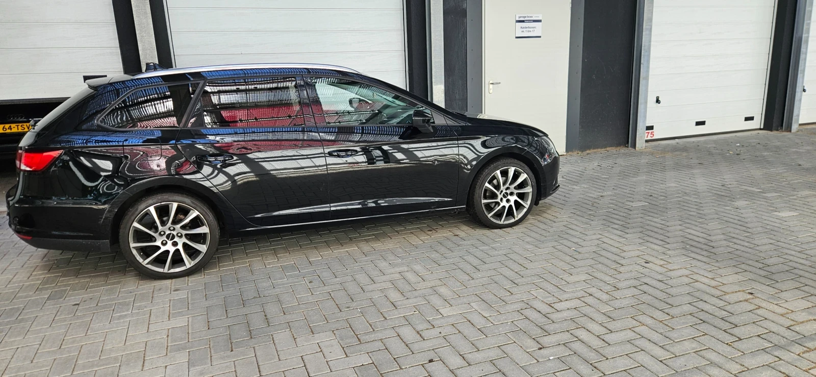 ���� � ������ 225/40R18 | Mobile.bg � ����������� 5