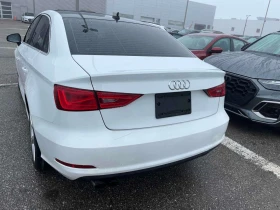 Audi A3 * 1.8T Komfort * CARFAX * Панорама* Подгрев* Кожа, снимка 5