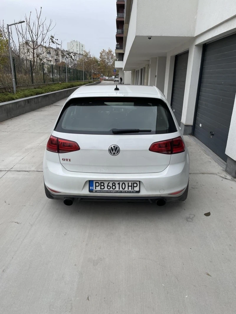 VW Golf GTI, снимка 5 - Автомобили и джипове - 47001624