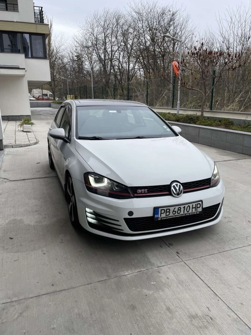 VW Golf GTI, снимка 3 - Автомобили и джипове - 47001624