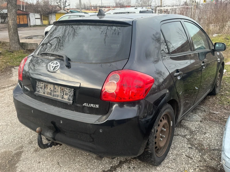 Toyota Auris, снимка 5 - Автомобили и джипове - 48445759