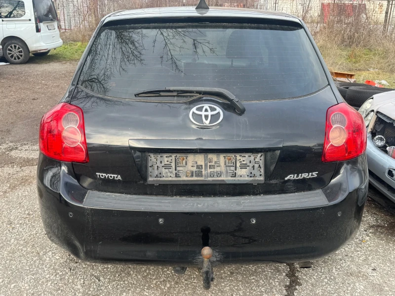 Toyota Auris, снимка 6 - Автомобили и джипове - 48445759