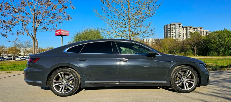 VW Arteon, снимка 2 - Автомобили и джипове - 52652644