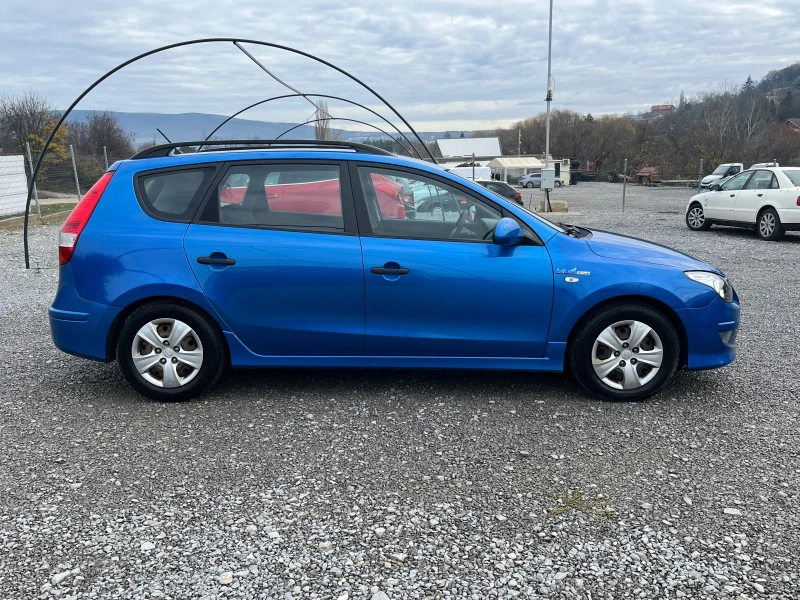 Hyundai I30 1.6 CRDI Facelift, снимка 7 - Автомобили и джипове - 52631620