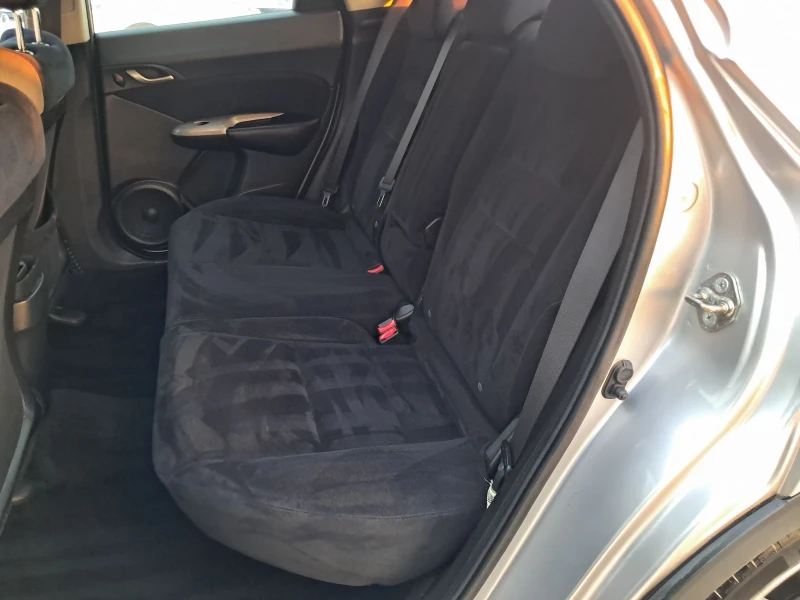 Honda Civic 2.2 CTDi ИТАЛИЯ, снимка 14 - Автомобили и джипове - 53129149