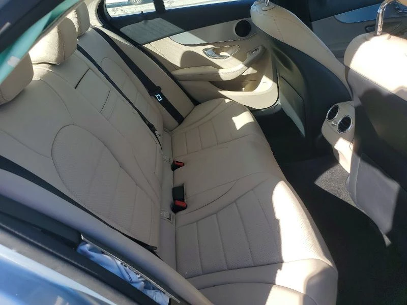 Mercedes-Benz C 300 2.0L 4 REAR WHEEL DRIVE, снимка 11 - Автомобили и джипове - 53865825