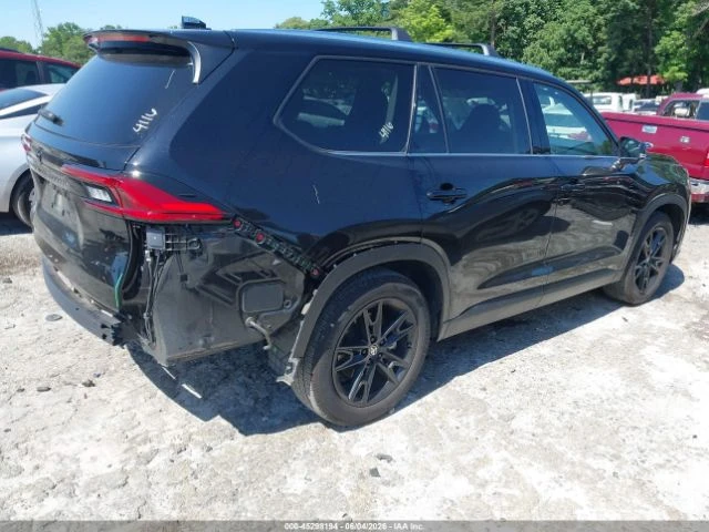 Toyota Grand Highlander LIMITED* AWD* КОЖА* ПОДГРЕВ* ОБДУХВАНЕ* 360* NAVI*, снимка 4 - Автомобили и джипове - 55462855