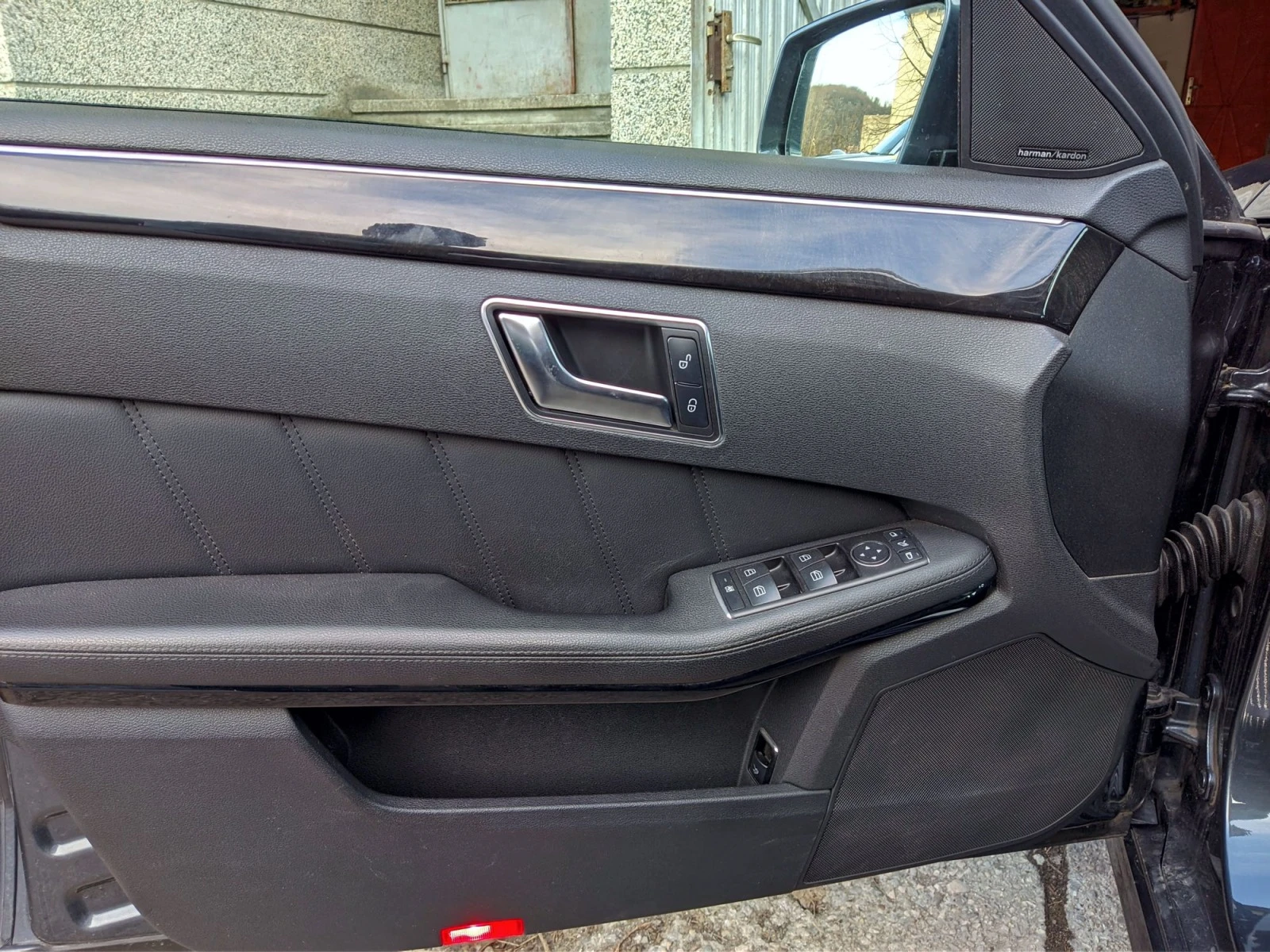 Mercedes-Benz E 350 4matic   | Mobile.bg   13