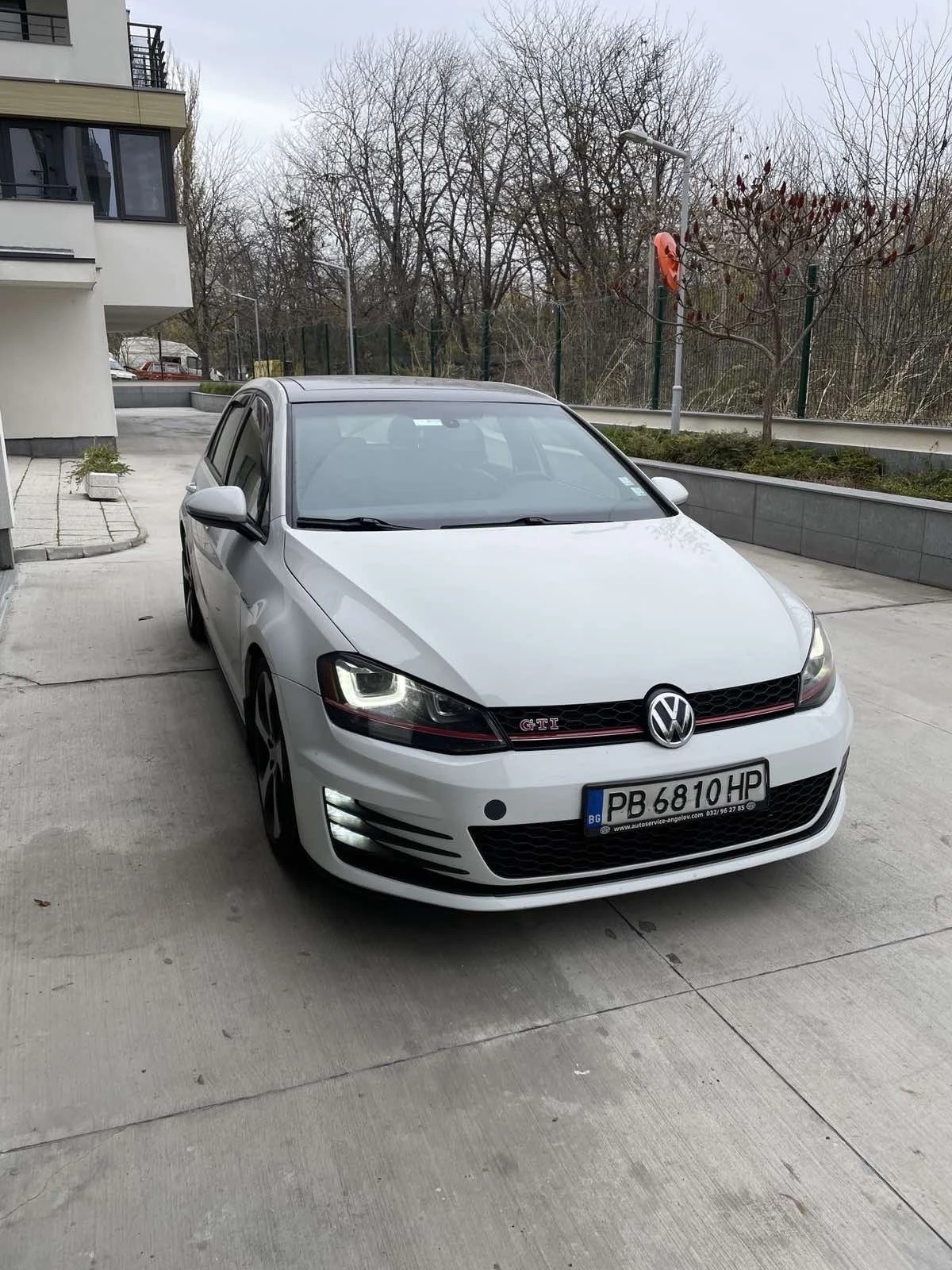 VW Golf GTI - изображение 3