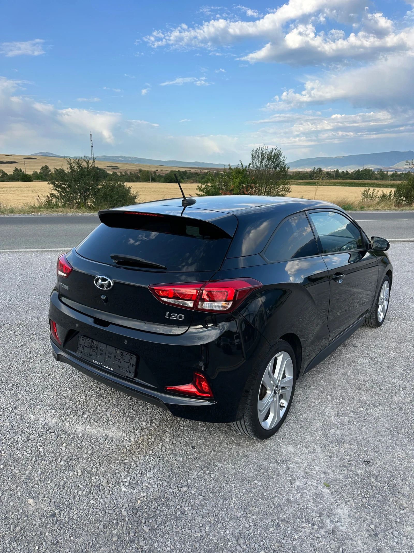 Hyundai I20 COUPE 1.4i 100hp 6 speed NAVI CAMERA EURO 6 TUV - изображение 6