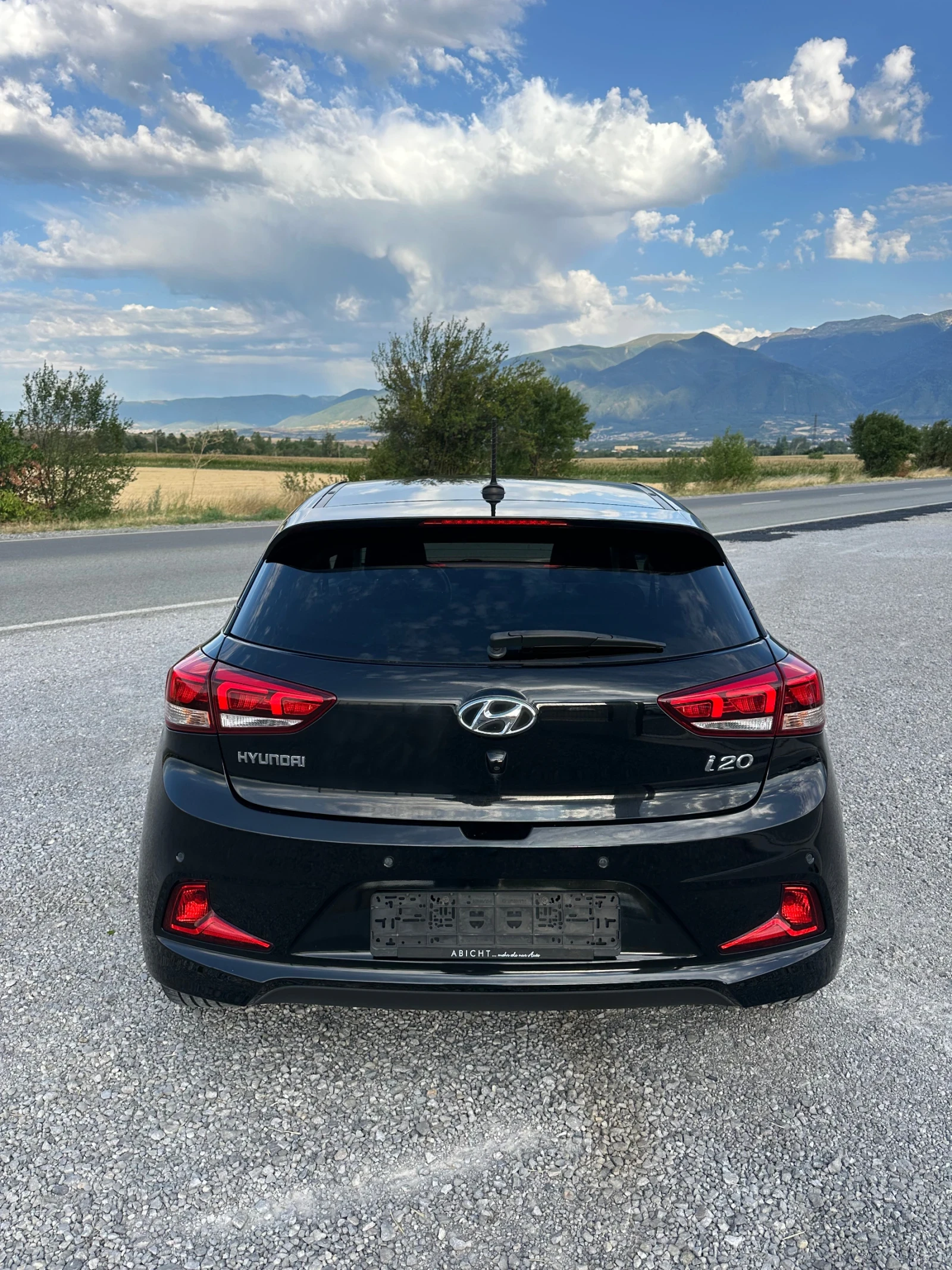 Hyundai I20 COUPE 1.4i 100hp 6 speed NAVI CAMERA EURO 6 TUV - изображение 7