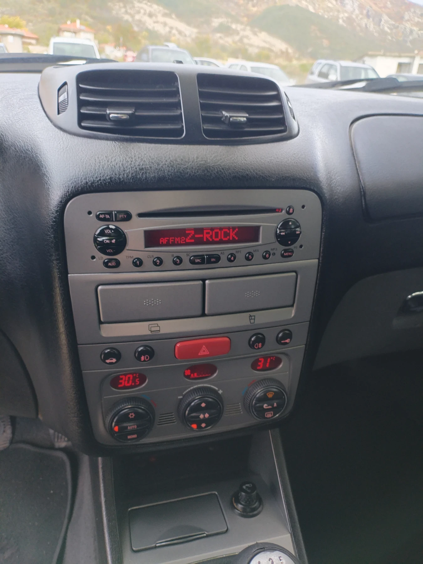 Alfa Romeo 147 1.9 JTD GT 120HP FACE КЛИМАТРОНИК  | Mobile.bg — изображение 11