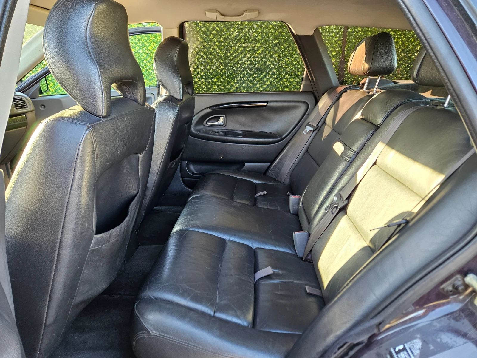 Volvo V40  - изображение 10