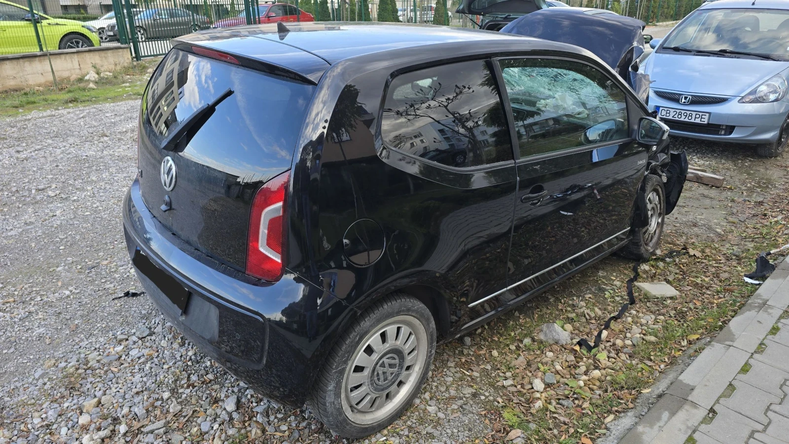 VW Up Black 1.0i - изображение 2