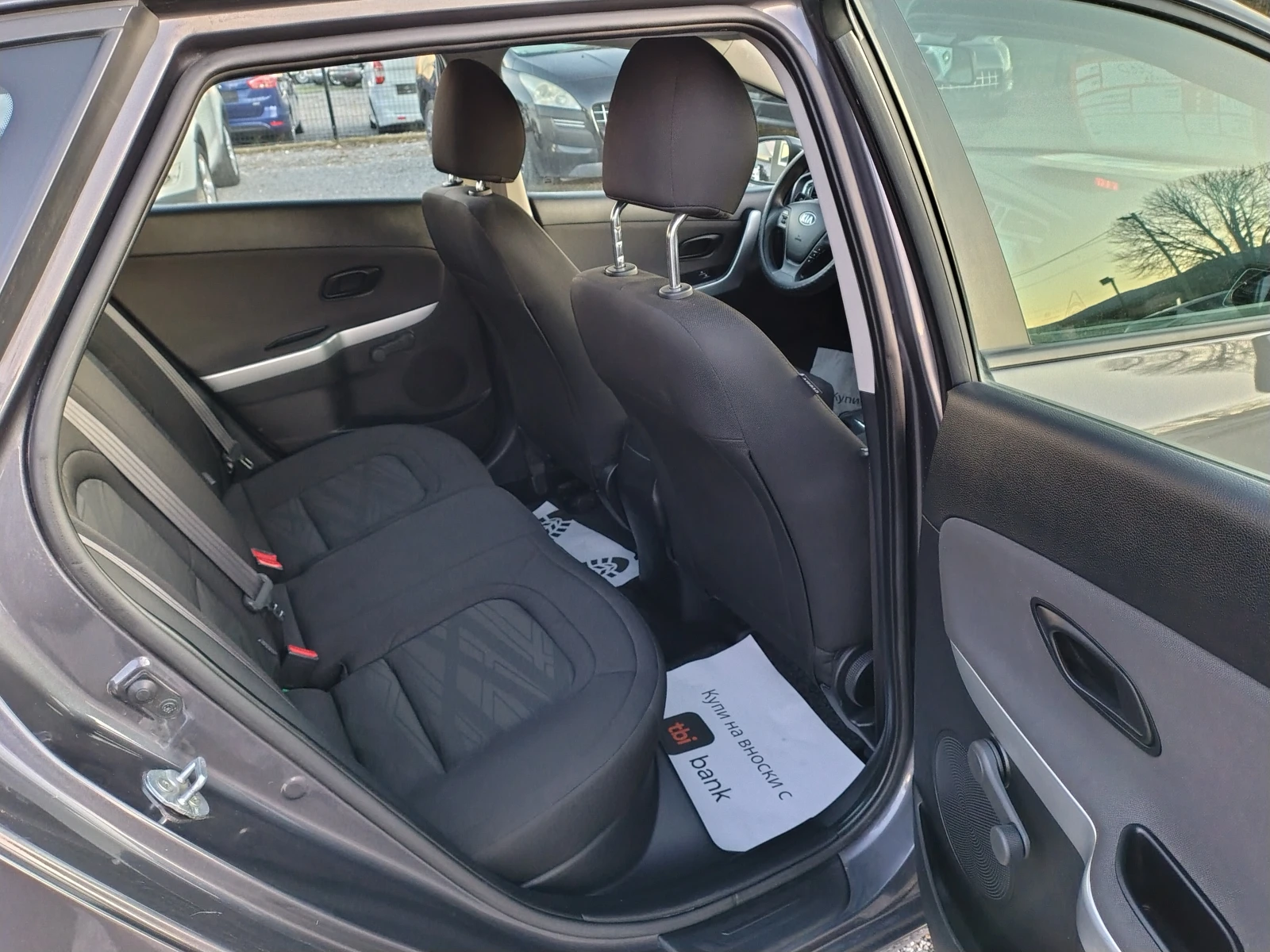 Kia Ceed 1.4 CRDI | Mobile.bg   14