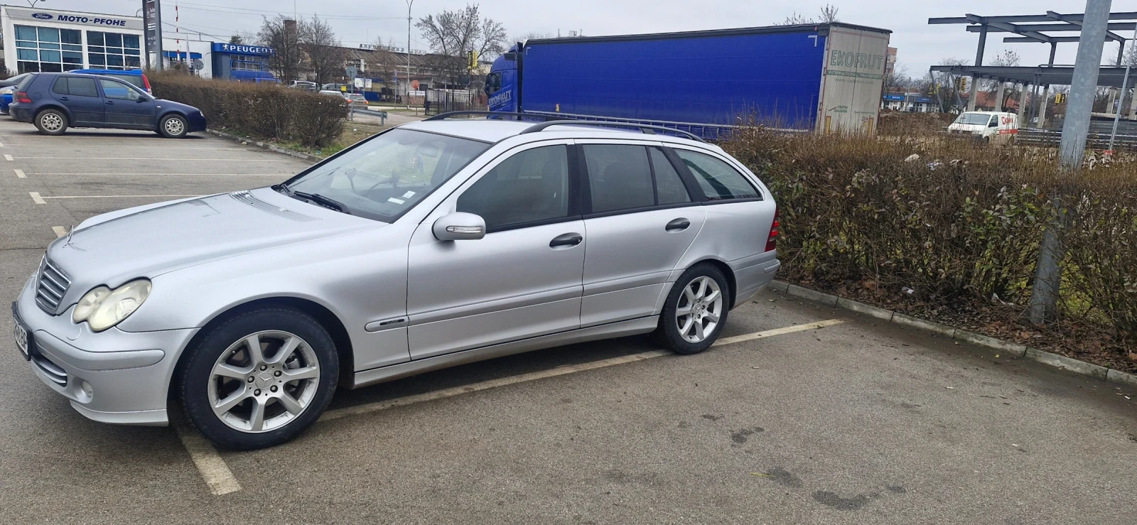 Mercedes-Benz 220 Cdi - изображение 4