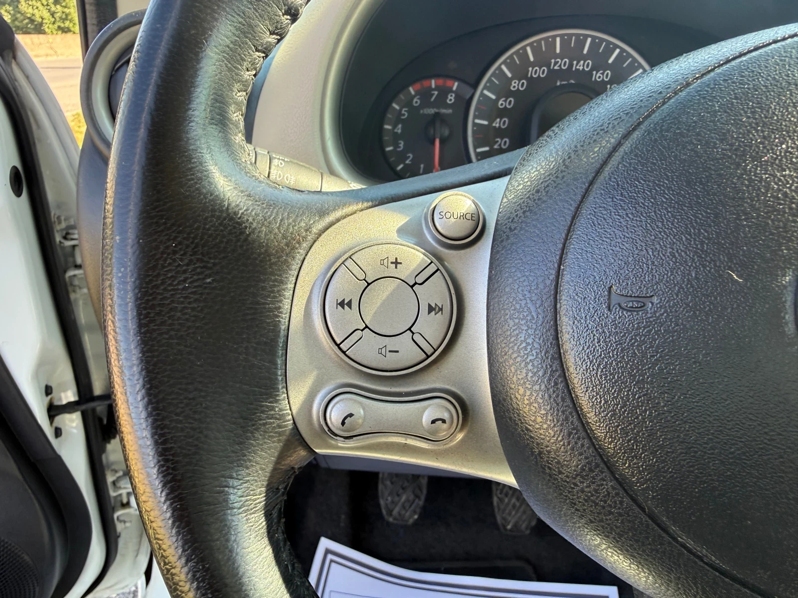 Nissan Micra S-1.2t 100ps spot, снимка 14 - Автомобили и джипове - 53618534
