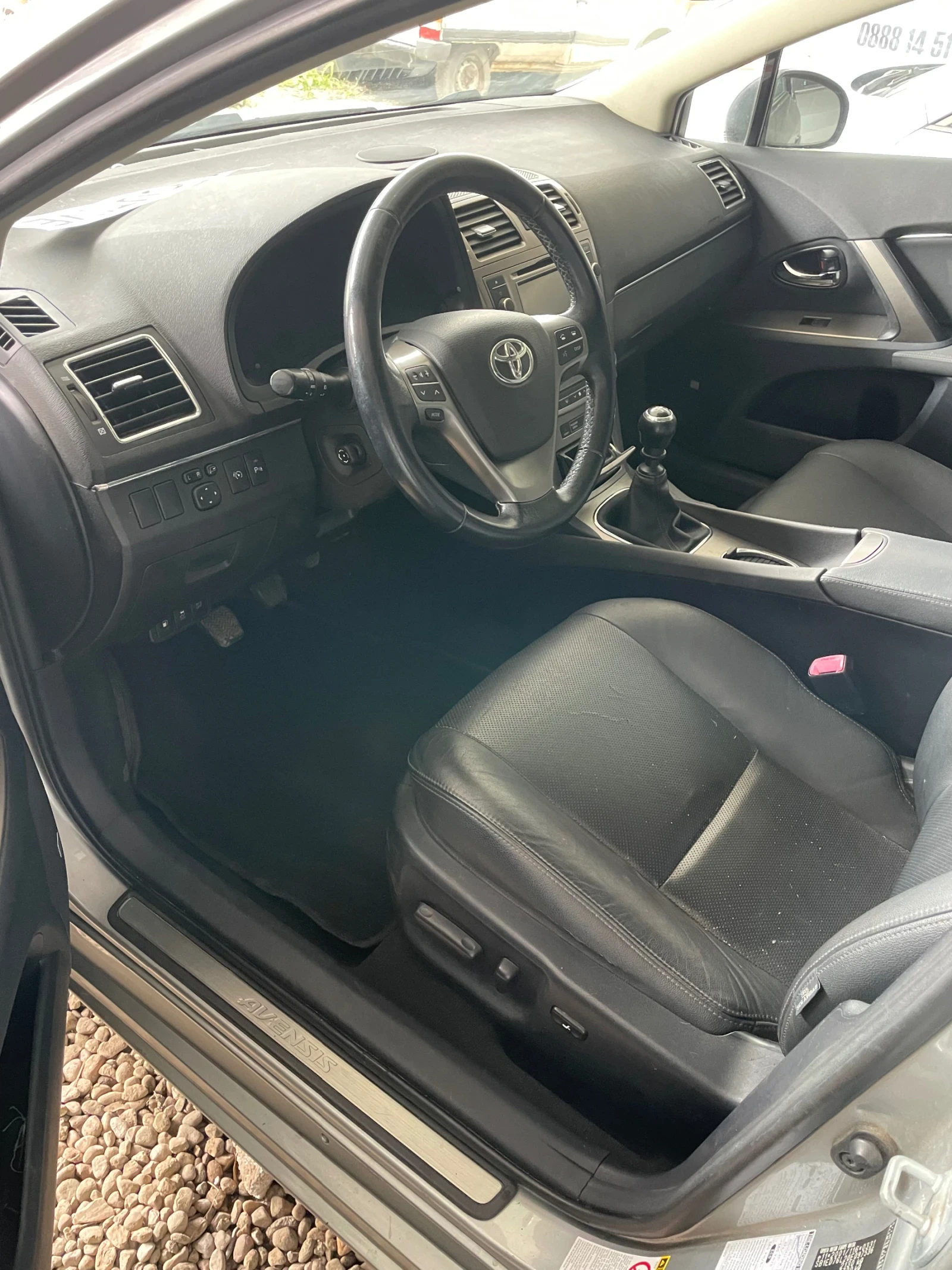 Toyota Avensis FULL* ПАНОРАМА* * * JBL* * * КОЖА* * * ЕЛ.СЕД.ПАМЕ, снимка 13 - Автомобили и джипове - 53725260