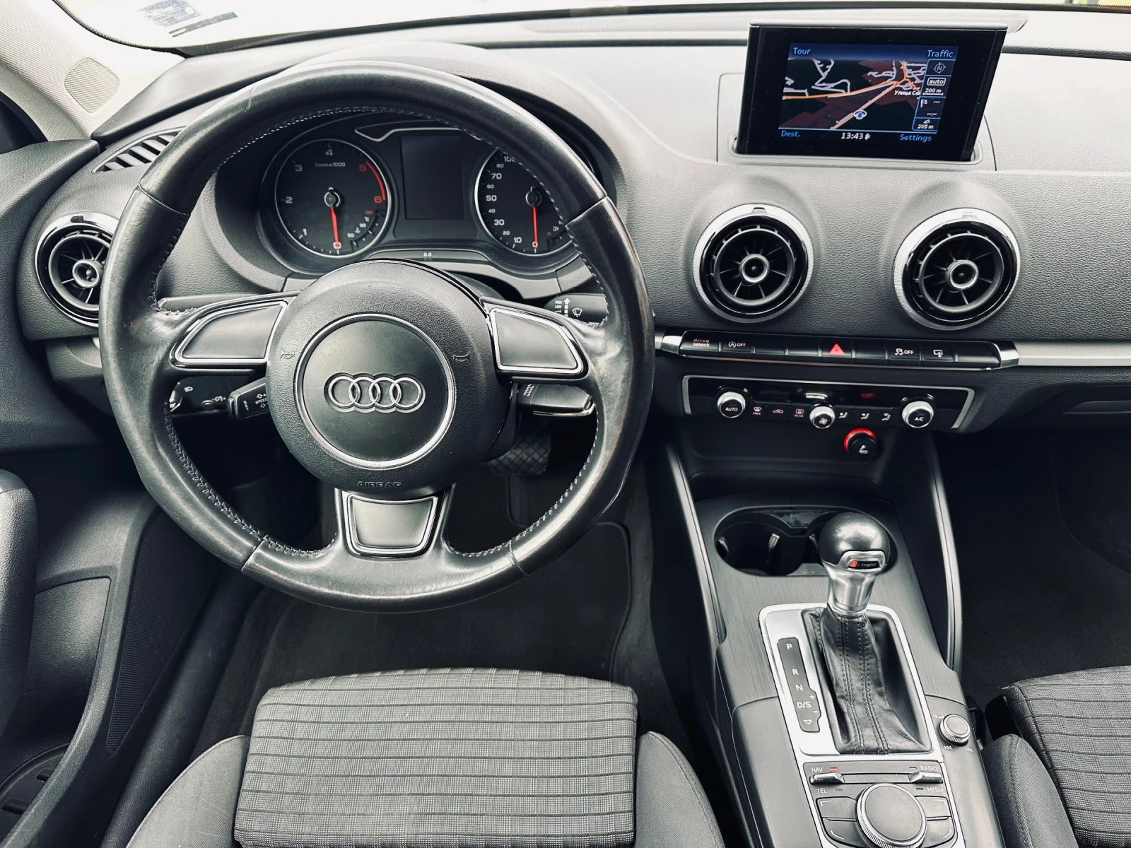 Audi A3 TDI/Navi/Пилот, снимка 13 - Автомобили и джипове - 54151321