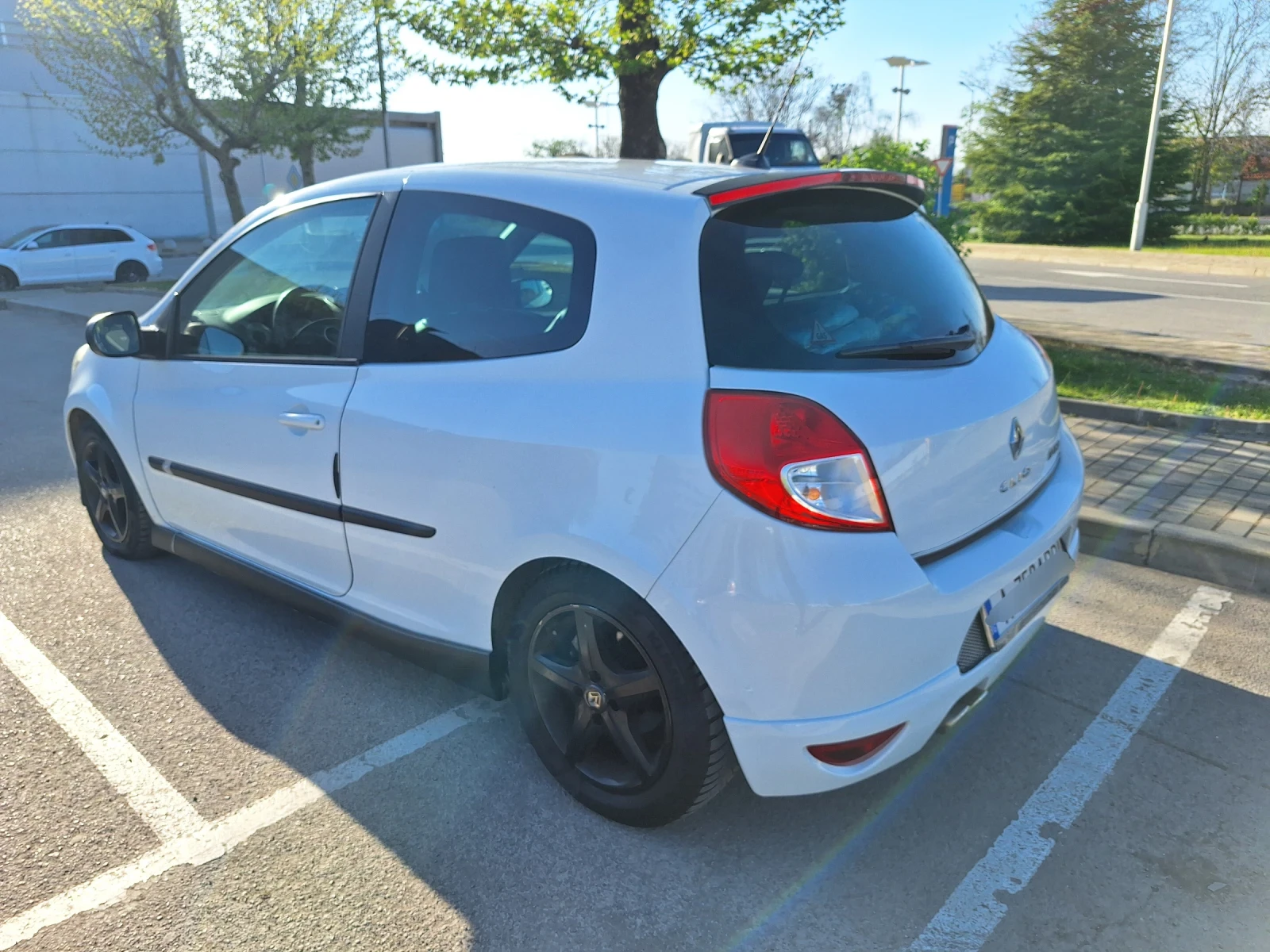 Renault Clio GT, снимка 4 - Автомобили и джипове - 54323021