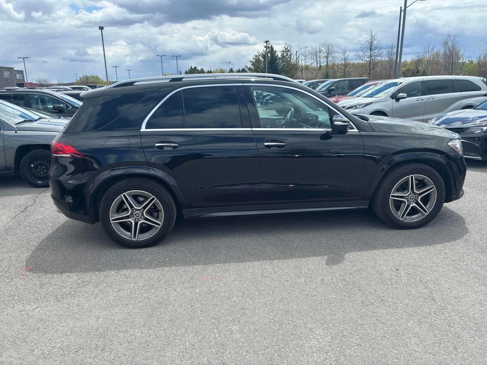 Mercedes-Benz GLE 450 BURMESTER* PANO* СЛ.ЛЕНТИ* KEYLESS, снимка 3 - Автомобили и джипове - 54479934