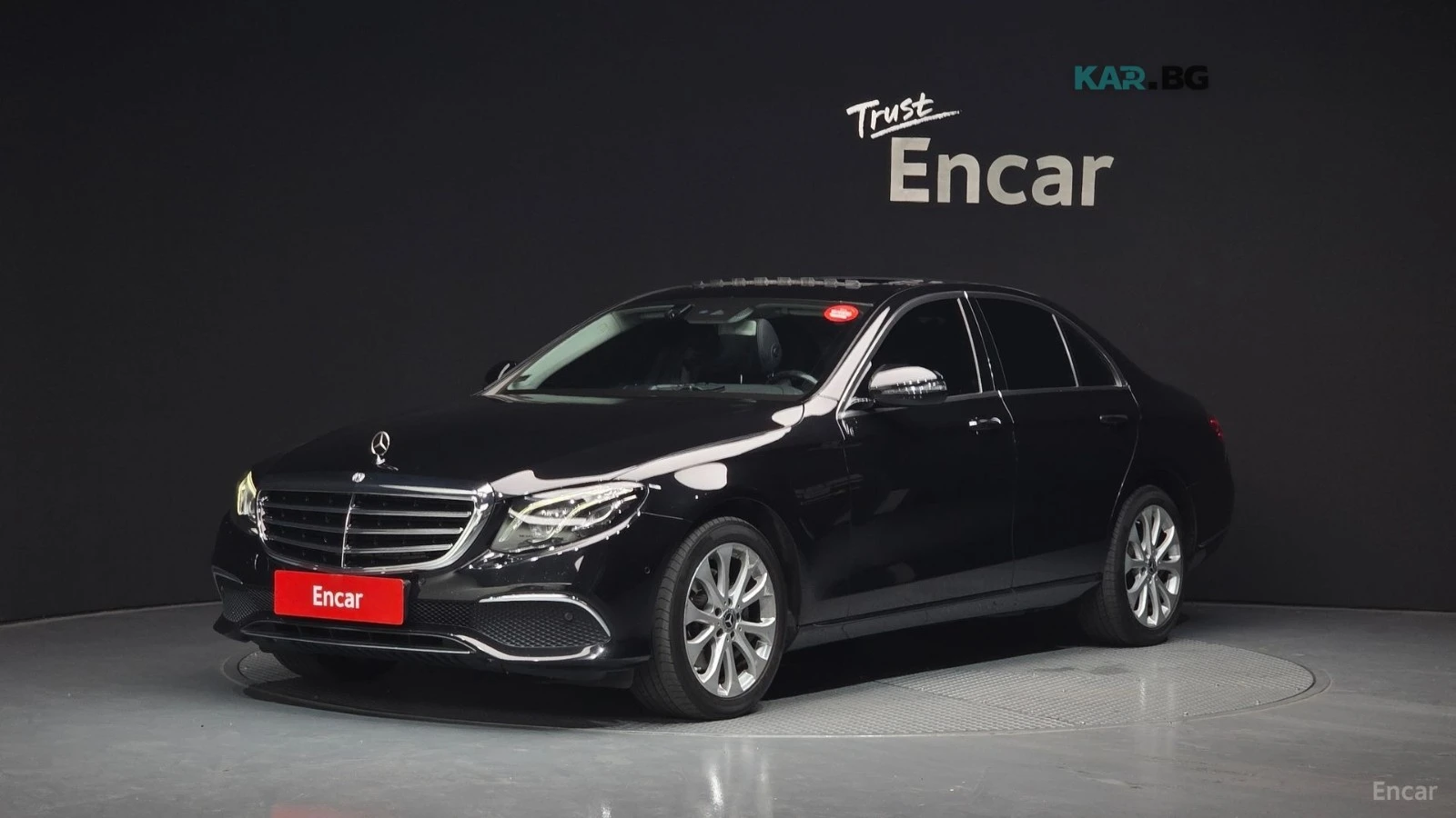 Mercedes-Benz E 220 4MATIC* EXCLUSIVE* ПОДГРЕВ* ОБДУХВ* BURMASTER* PAN