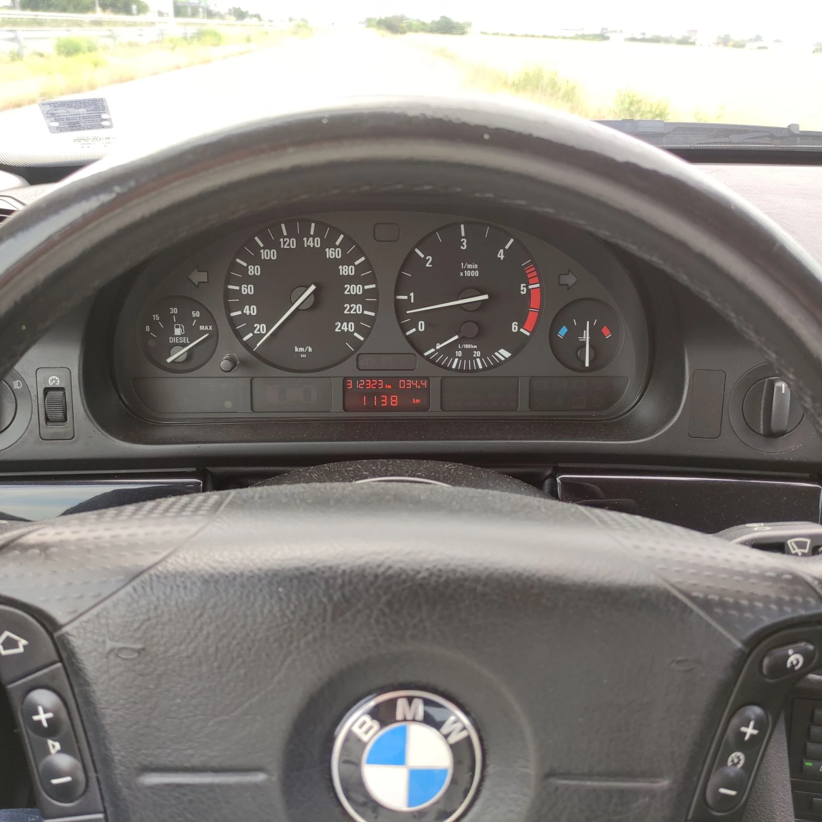 BMW 530, снимка 9 - Автомобили и джипове - 54945550