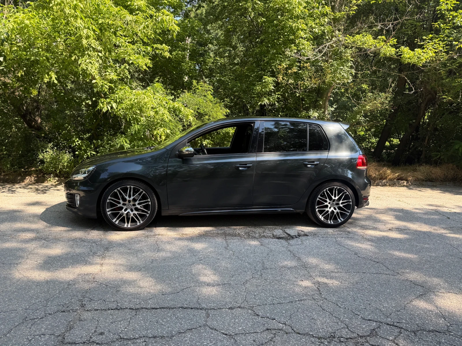 VW Golf 2.0 , снимка 4 - Автомобили и джипове - 55075247