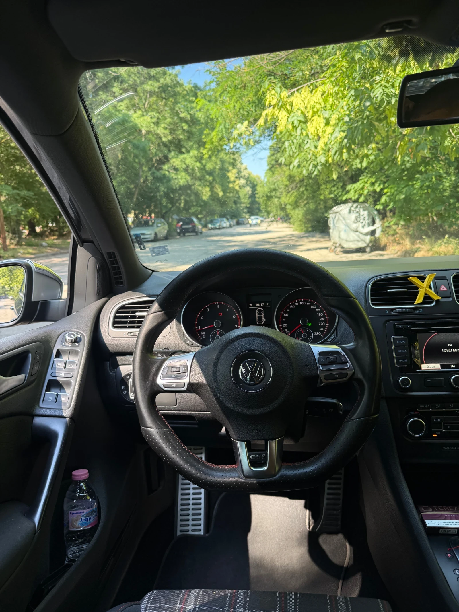VW Golf 2.0 , снимка 8 - Автомобили и джипове - 55075247