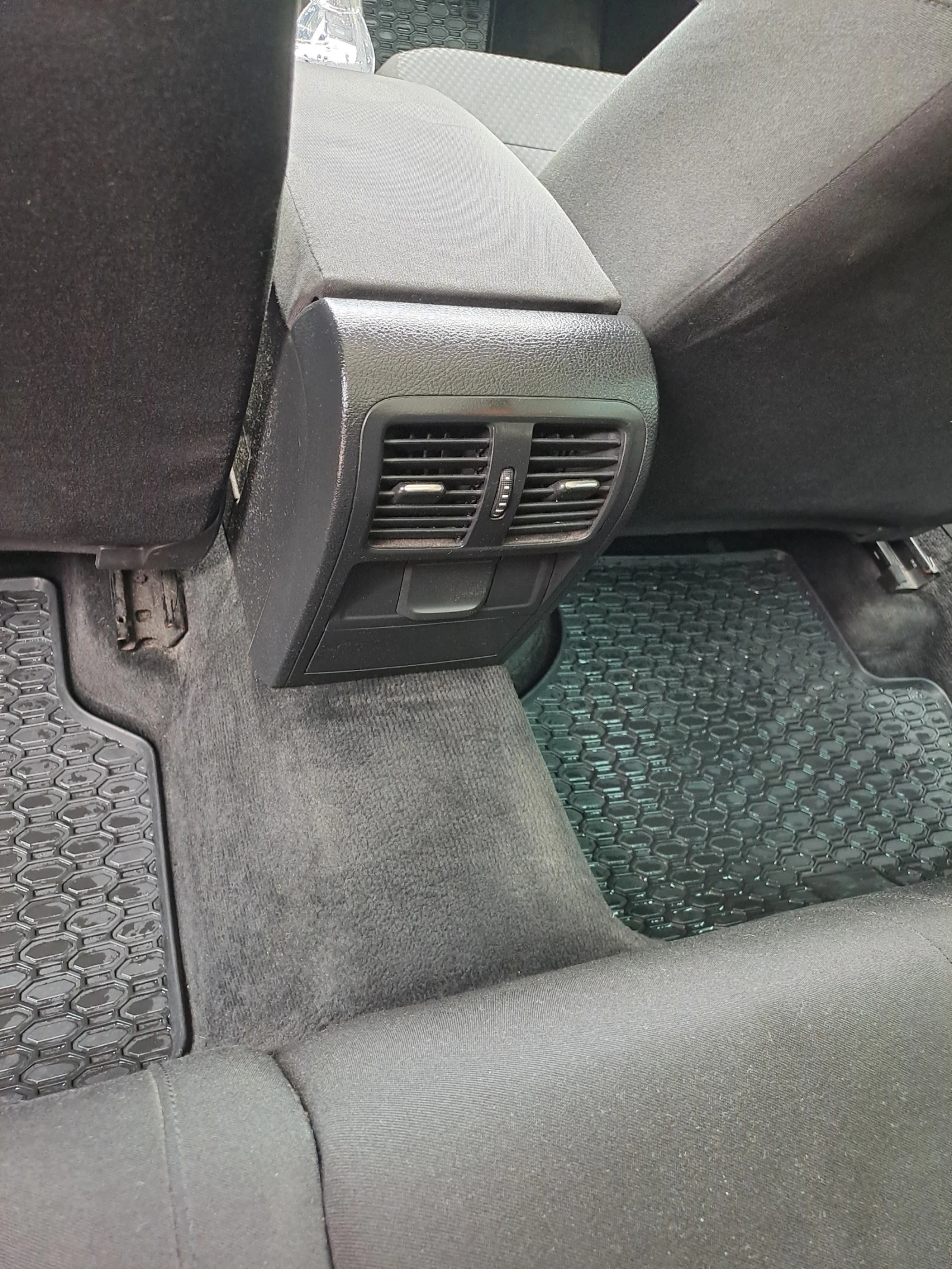 VW Passat В7  1, 6TDI, снимка 13 - Автомобили и джипове - 55366838