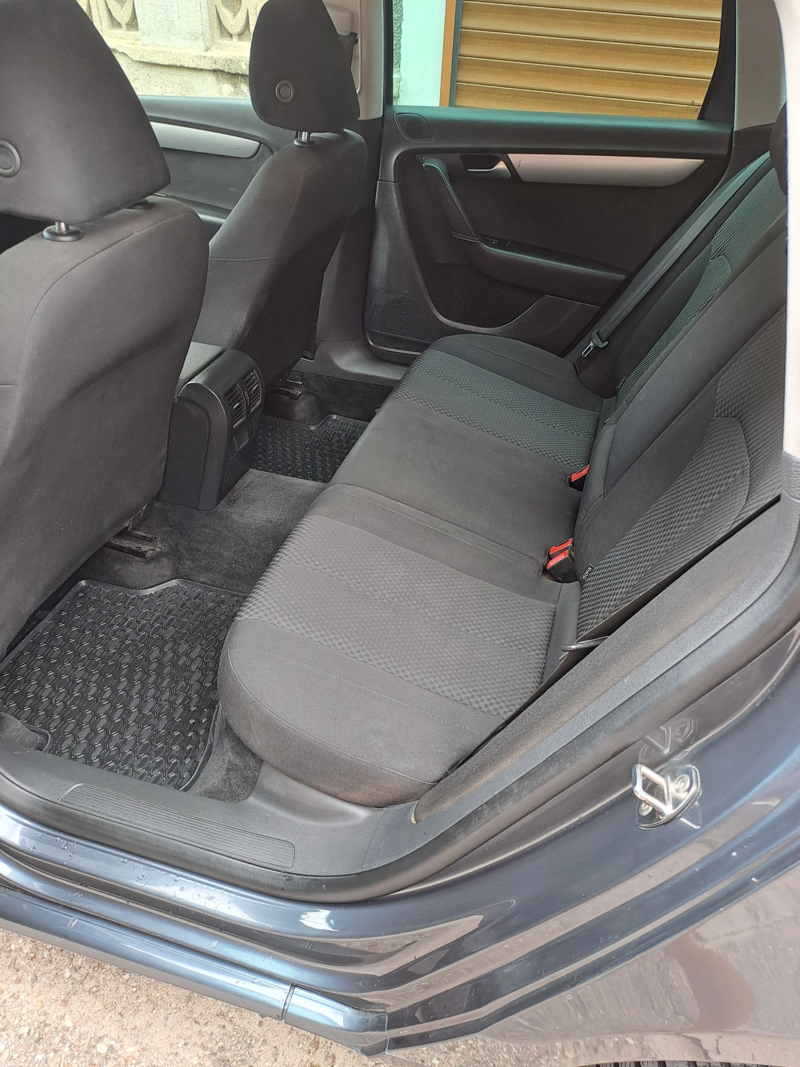 VW Passat В7  1, 6TDI, снимка 12 - Автомобили и джипове - 55366838