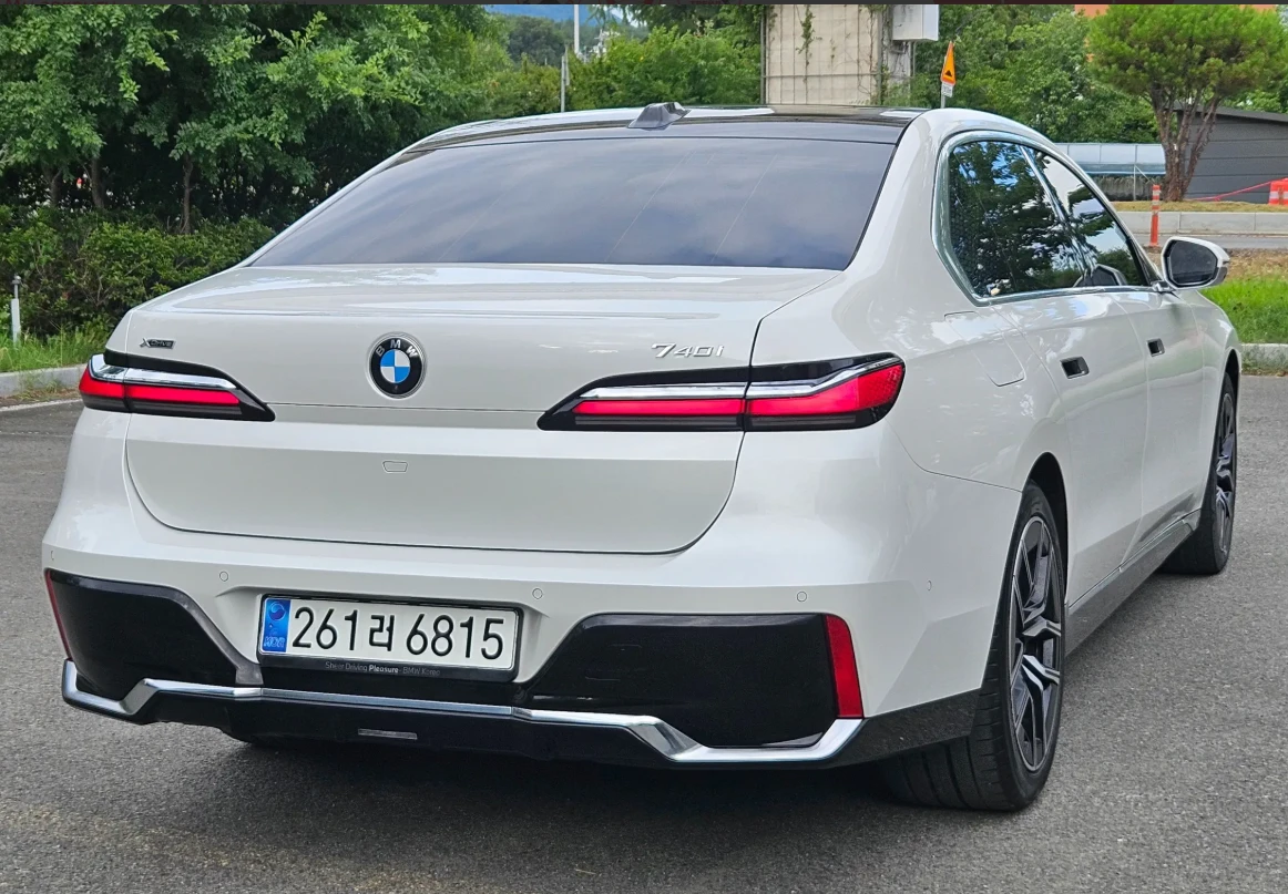 BMW 740 XDRIVE | M SPORT | TV SCREEN, снимка 5 - Автомобили и джипове - 55750520