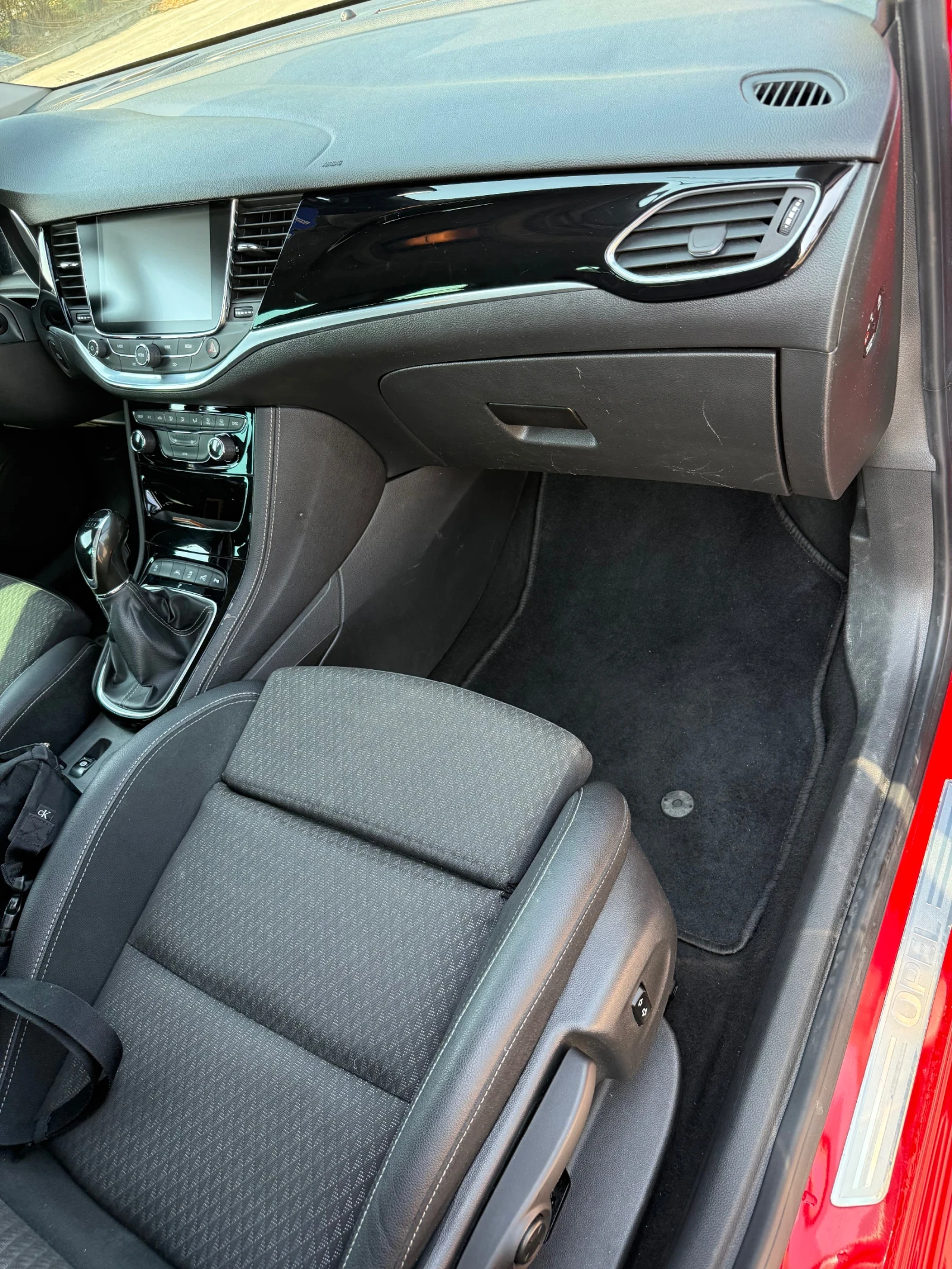 Opel Astra, снимка 11 - Автомобили и джипове - 56041361