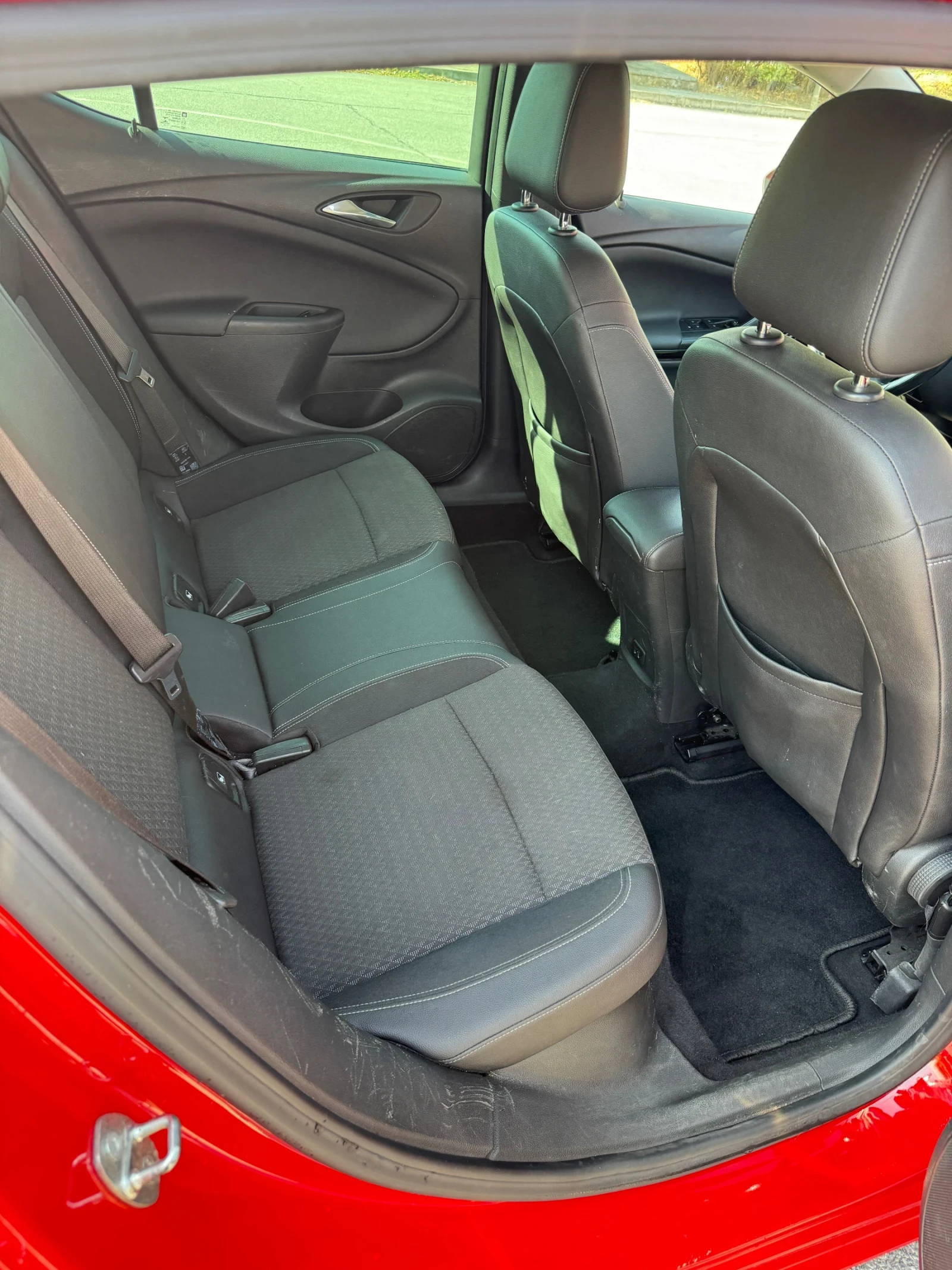 Opel Astra, снимка 13 - Автомобили и джипове - 56041361