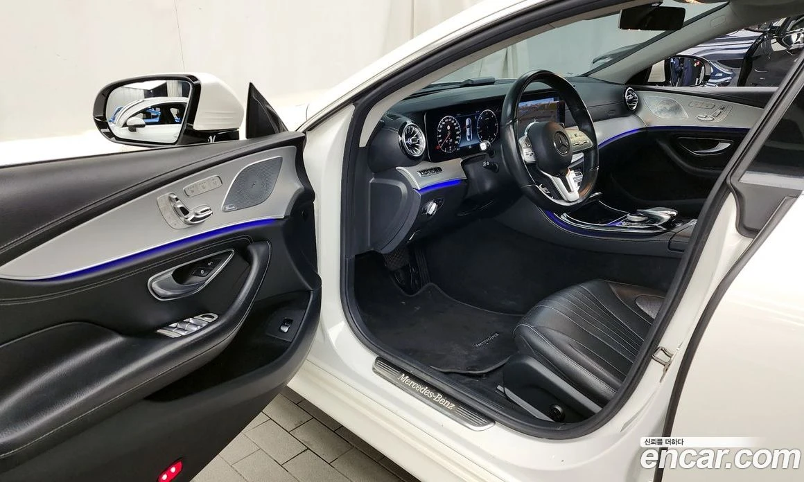 Mercedes-Benz CLS CLS400d 4MATIC, снимка 10 - Автомобили и джипове - 56116945