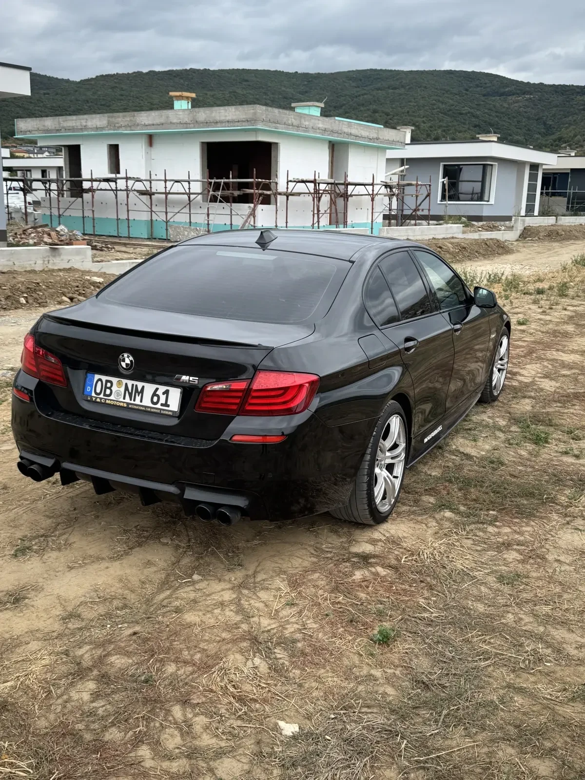 BMW 530 Distrinik top top top, снимка 3 - Автомобили и джипове - 56234179
