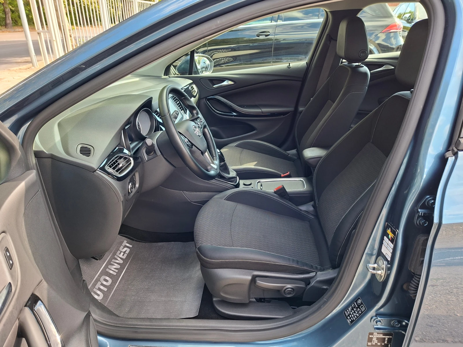 Opel Astra 1.6/160KS/BITURBO, снимка 9 - Автомобили и джипове - 56313224