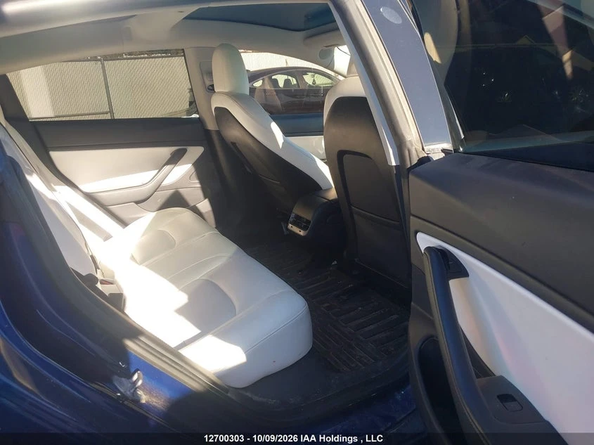 Tesla Model 3, снимка 8 - Автомобили и джипове - 56513345