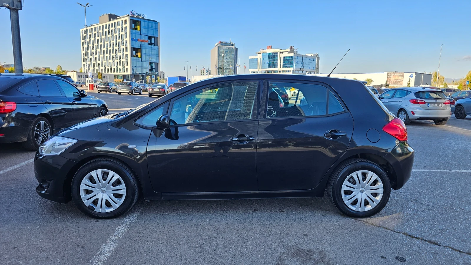 Toyota Auris * YNIKAT* , снимка 6 - Автомобили и джипове - 56569240