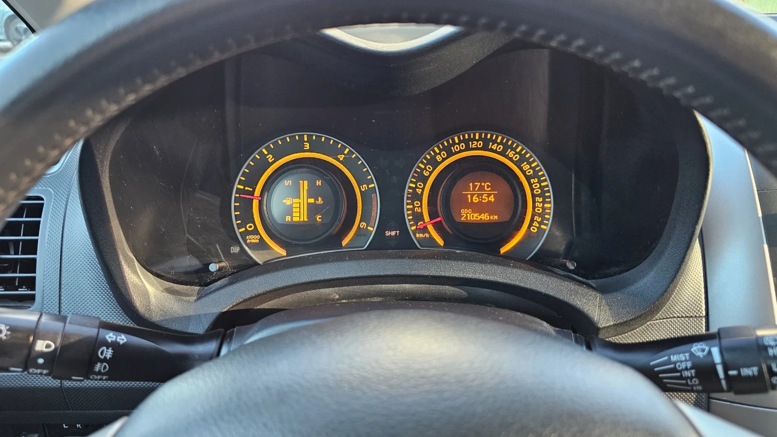 Toyota Auris * YNIKAT* , снимка 14 - Автомобили и джипове - 56569240