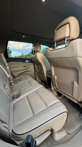 Jeep Grand cherokee OVERLAND, снимка 16
