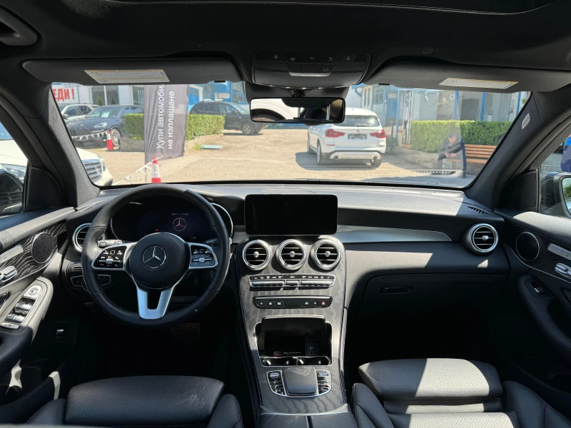 Mercedes-Benz GLC 300 Digital AMG 4-Matic, снимка 9 - Автомобили и джипове - 45603934