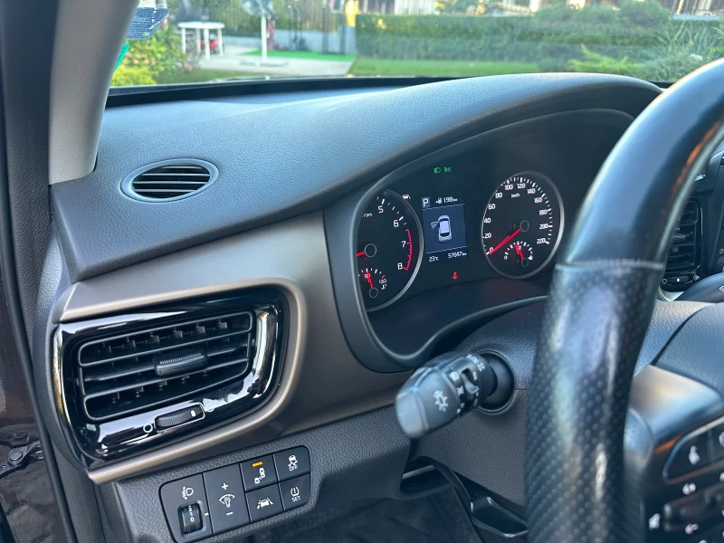 Kia Stonic 1.4i aut full 57000 km, снимка 10 - Автомобили и джипове - 47764030