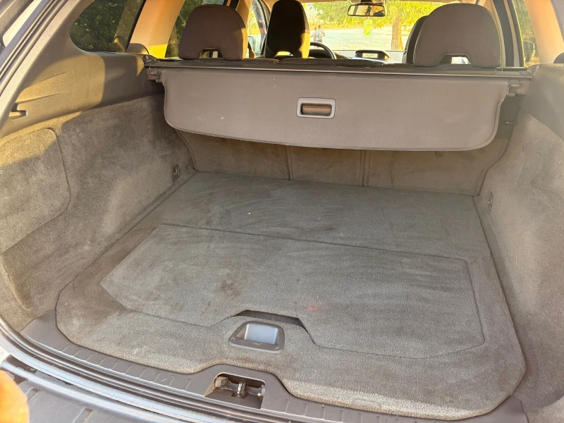 Volvo XC60 D5 AWD 205к.с four-c  адаптивно окачване, снимка 10 - Автомобили и джипове - 52555436