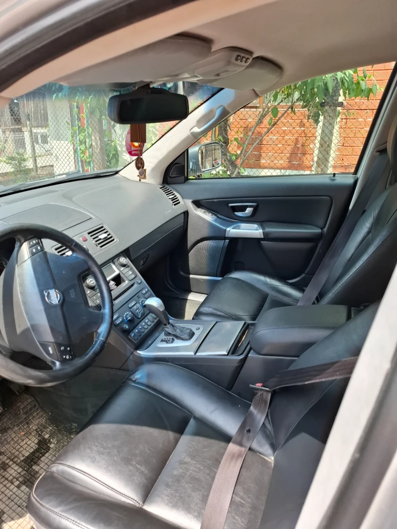 Volvo Xc90, снимка 9 - Автомобили и джипове - 53156387